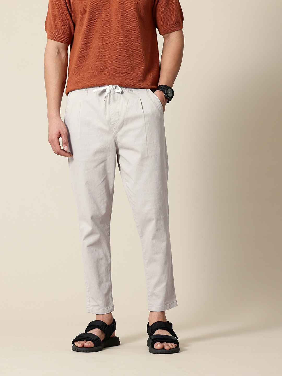 

Mr Bowerbird Men Classic Loose Fit Chinos, Grey