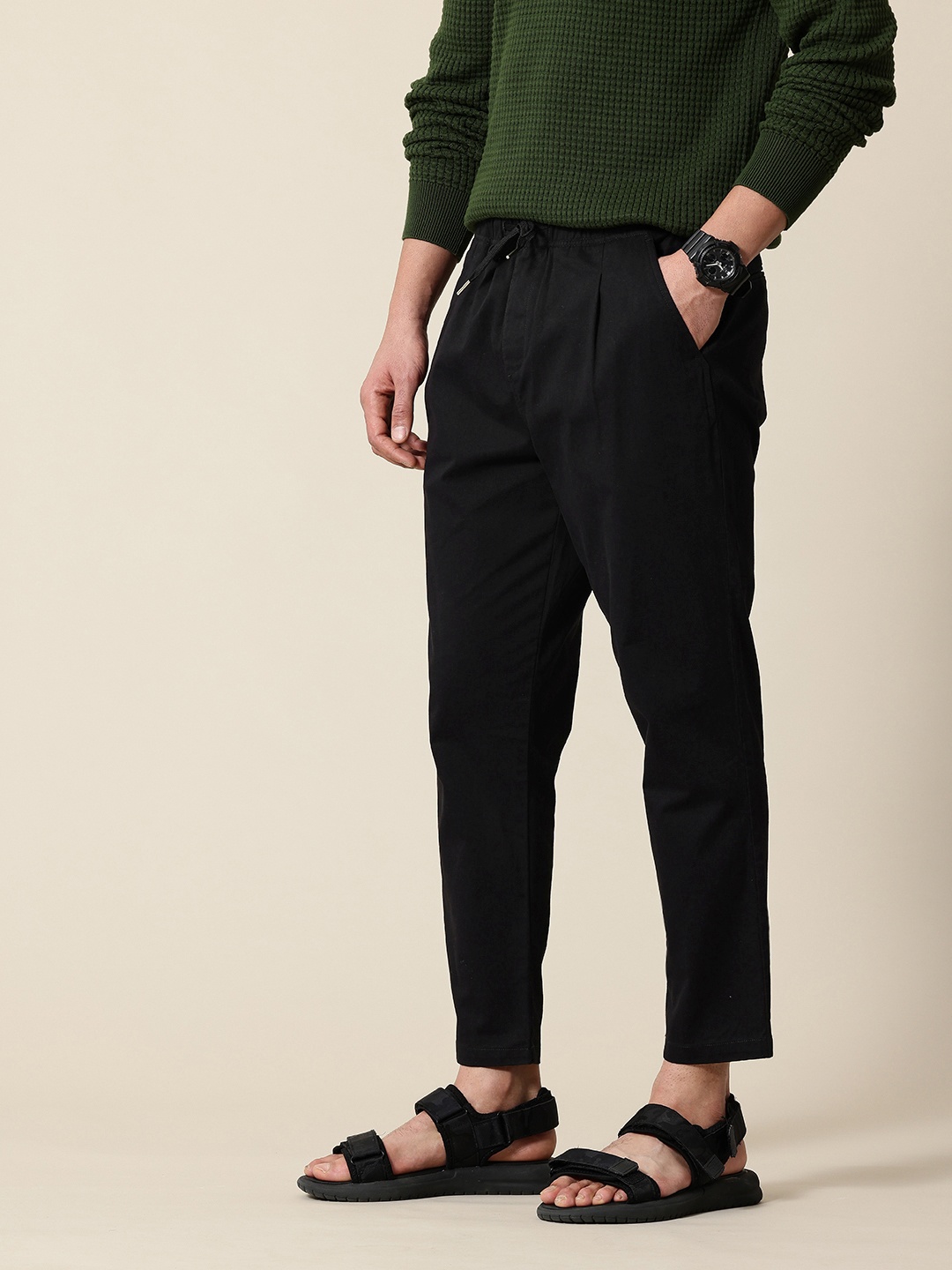 

Mr Bowerbird Men Smart Loose Fit Chinos, Black