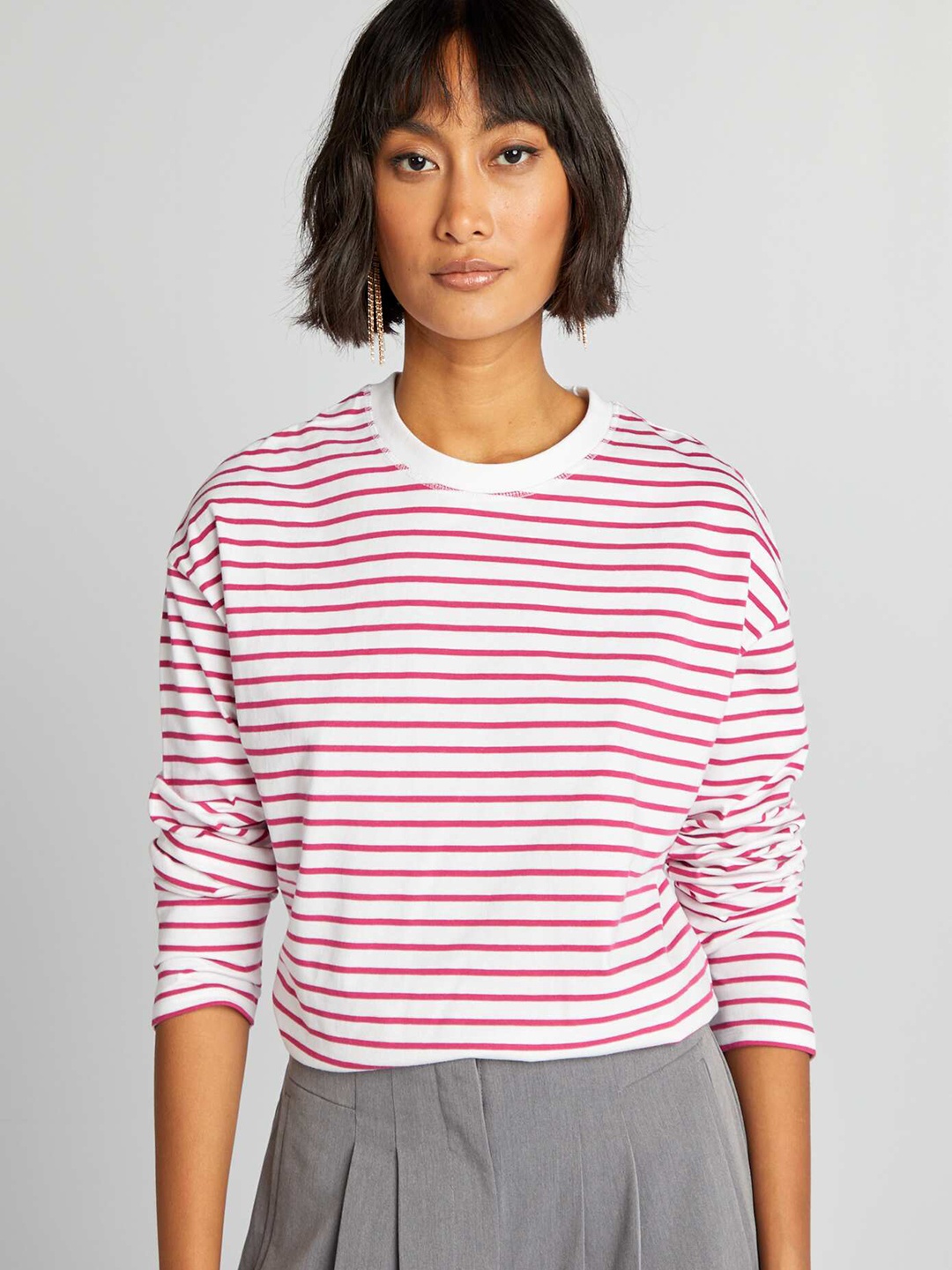 

KIABI Women Striped Drop-Shoulder Long Sleeves Round neck T-shirt, White