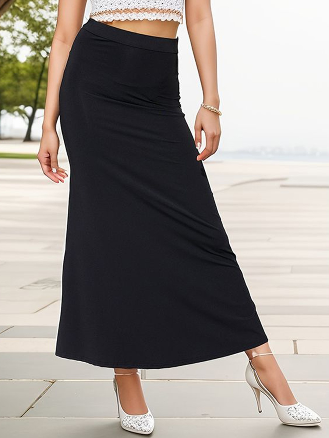 

StyleCast x Revolte Flared Maxi Skirt, Black