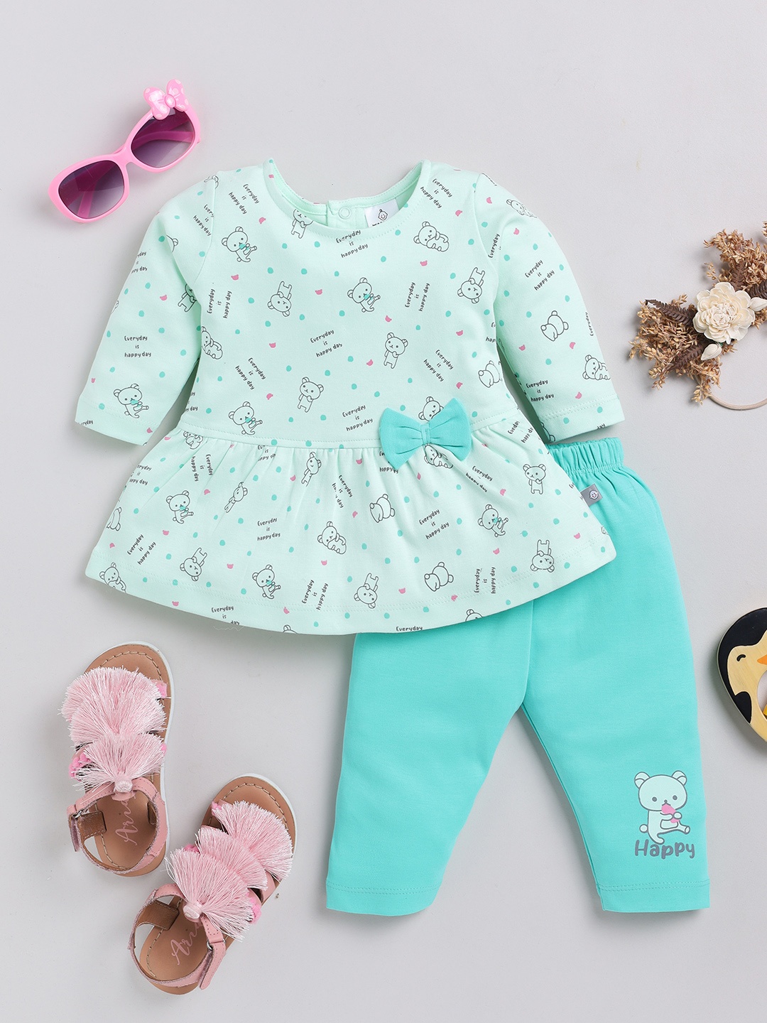 

YK X Tinyo Infants Girls Printed Cotton Top with Leggings, Green