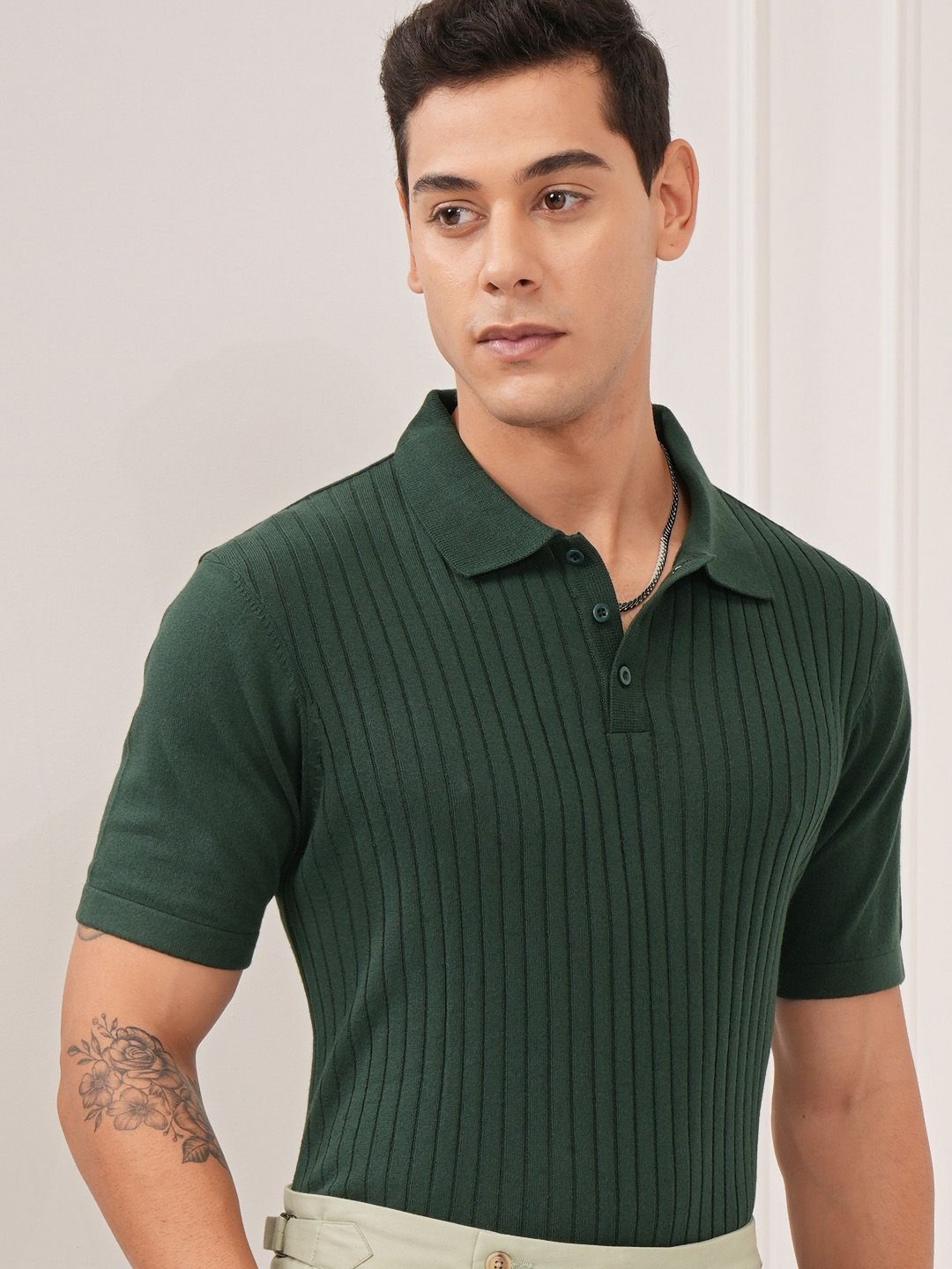 

HIGHLANDER Men Solid Polo Collar Cotton Relaxed Fit T-Shirt, Green