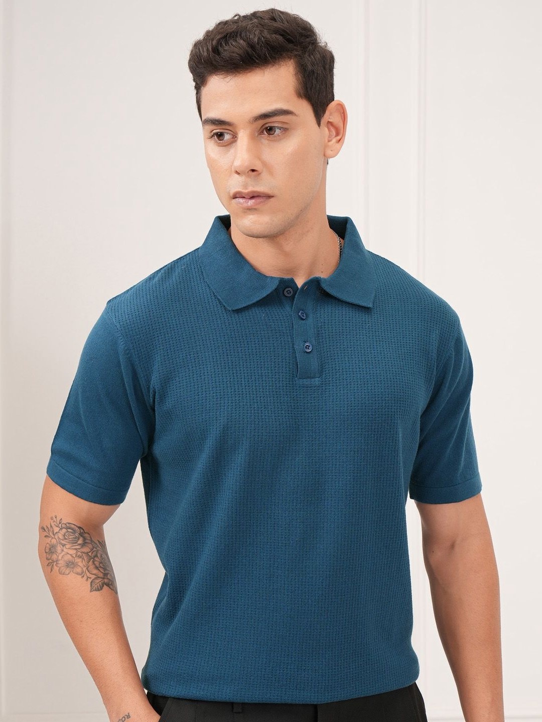 

HIGHLANDER Men Textured Relaxed Fit Knitted Polo Collar T-shirt, Navy blue