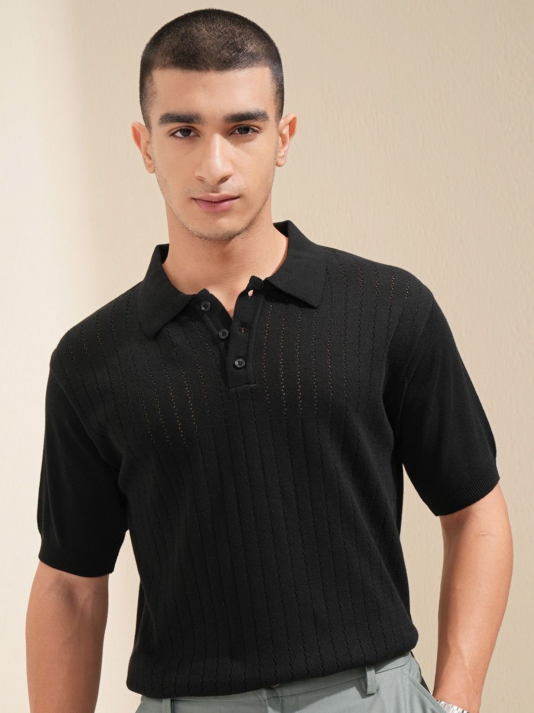 

HIGHLANDER Men Textured Relaxed Fit Knitted Polo Collar Tshirt, Black