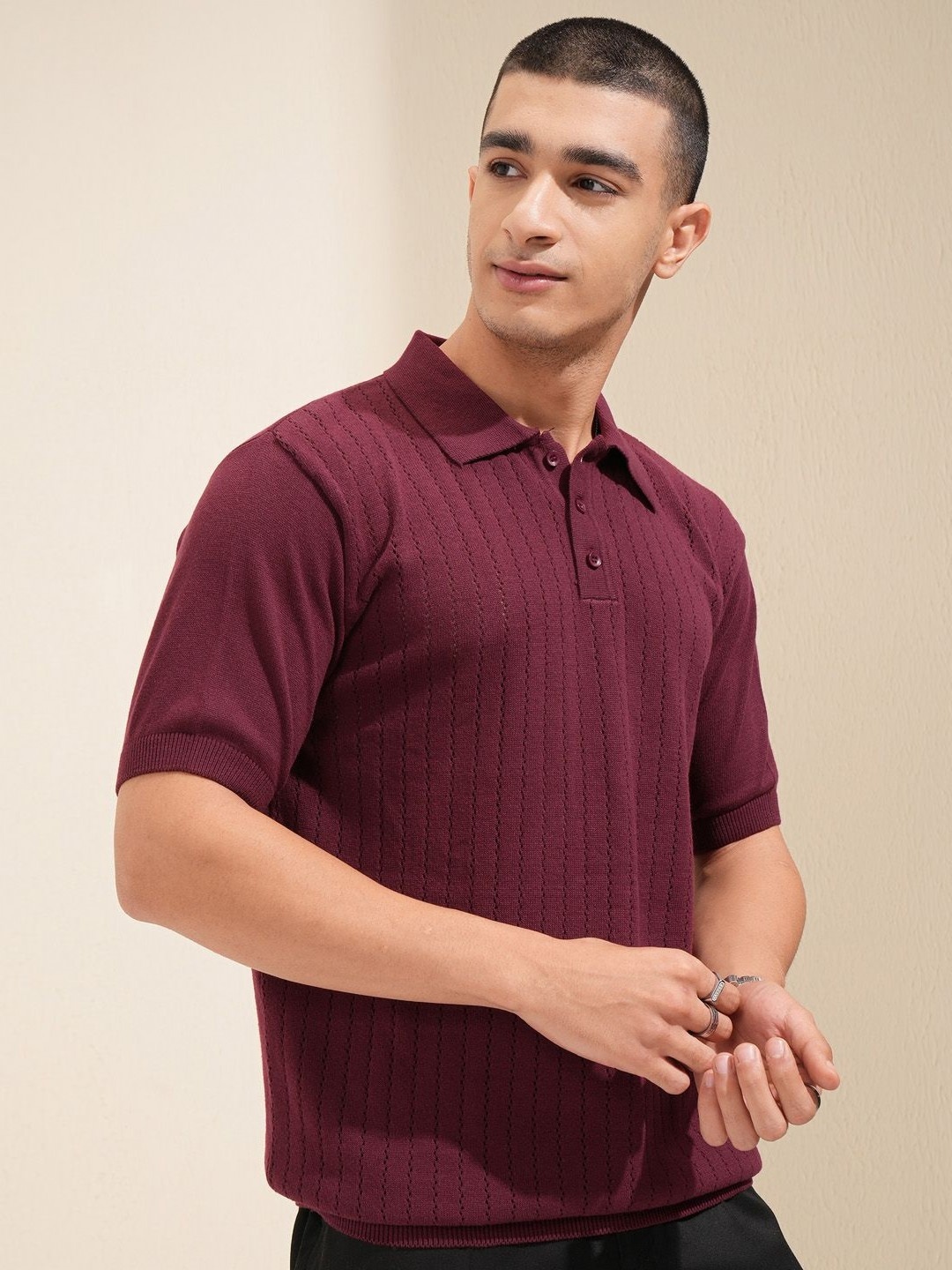 

Highlander Men Textured Relaxed Fit Knitted Polo Collar T-shirt, Maroon