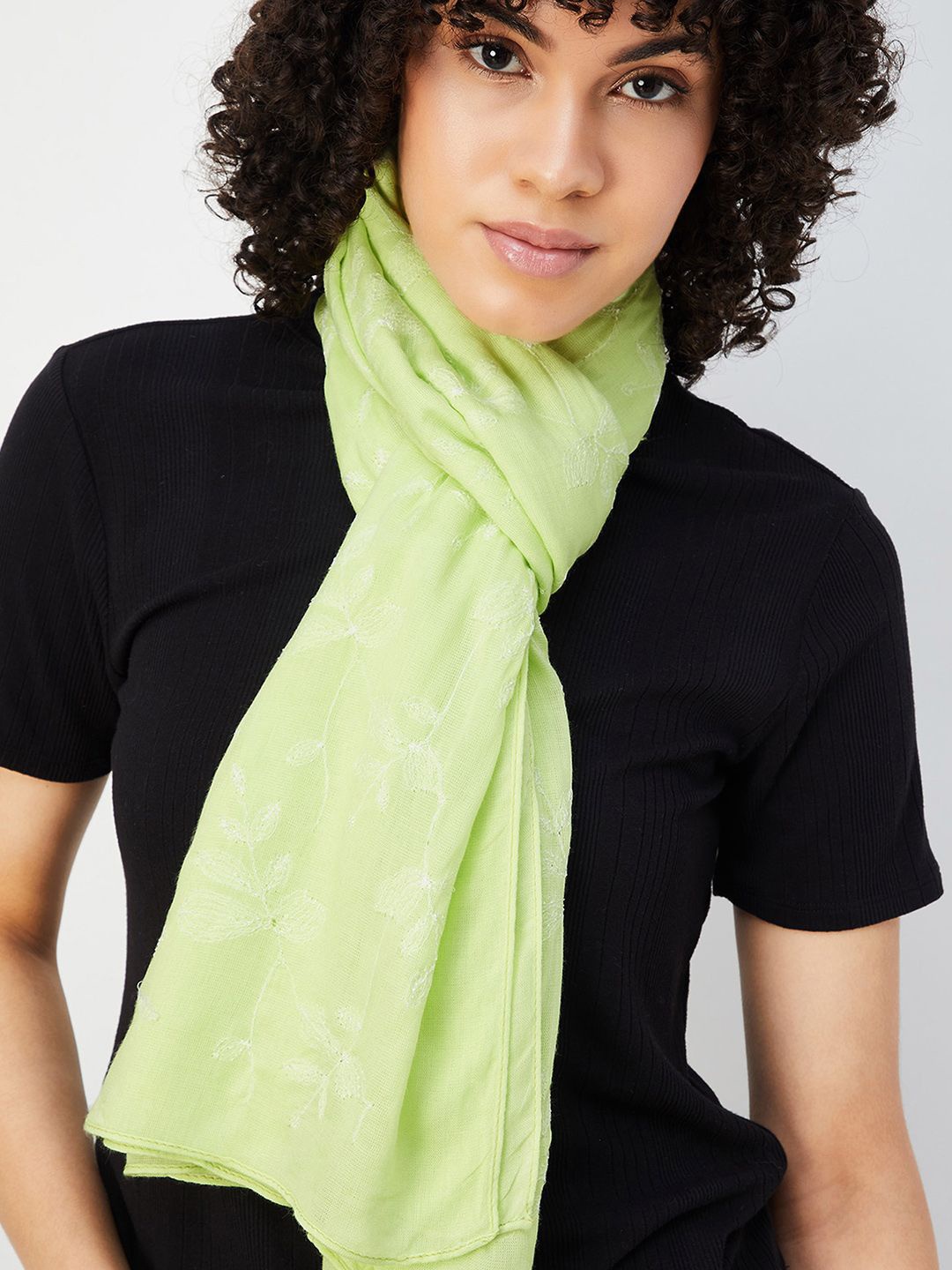 

max Women Printed Scarf, Green