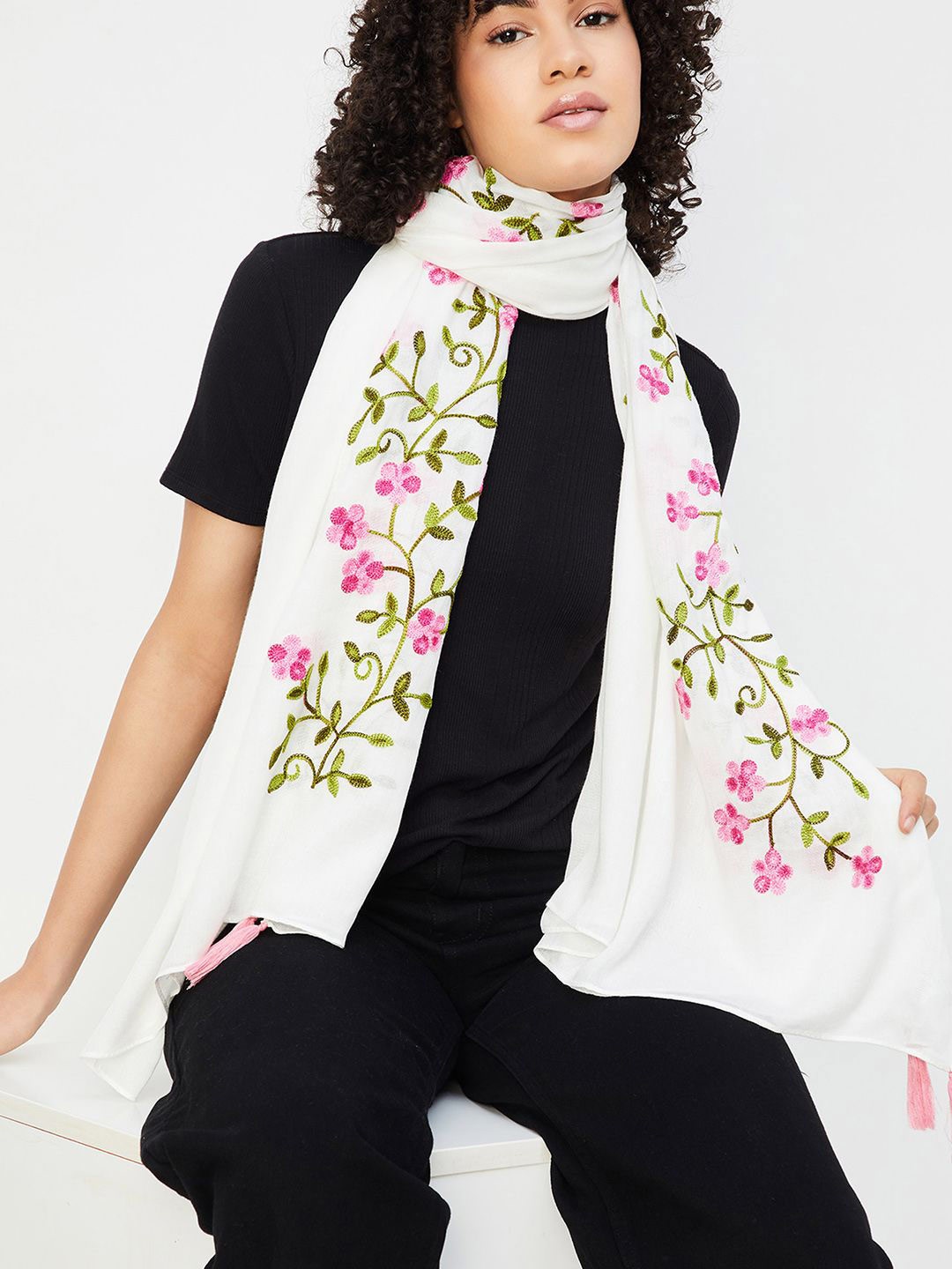 

max Women Viscose Rayon Floral Printed Scarf, Off white