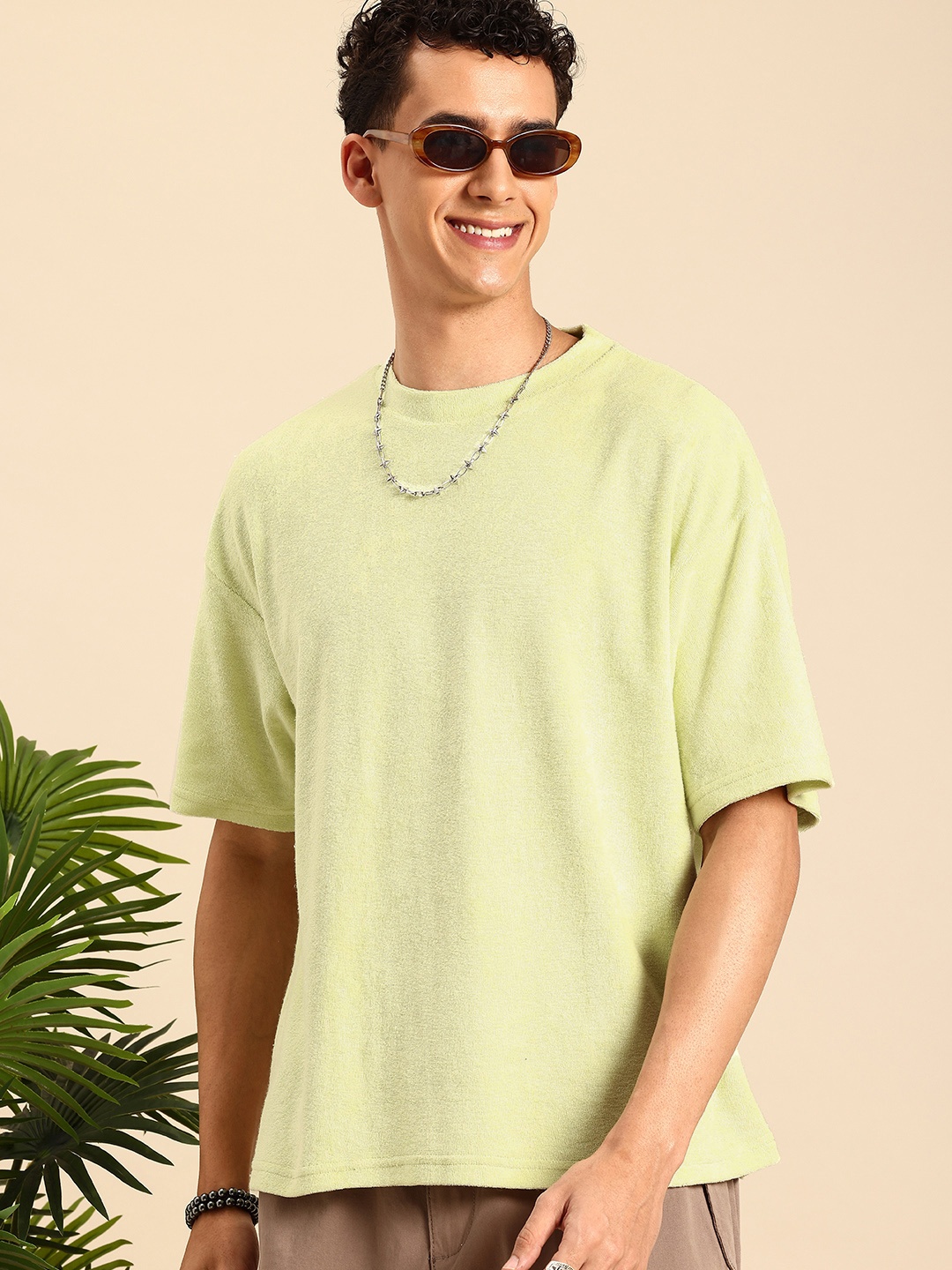 

Mast & Harbour Men Self Design Towel Terry Oversized T Shirt, Lime green