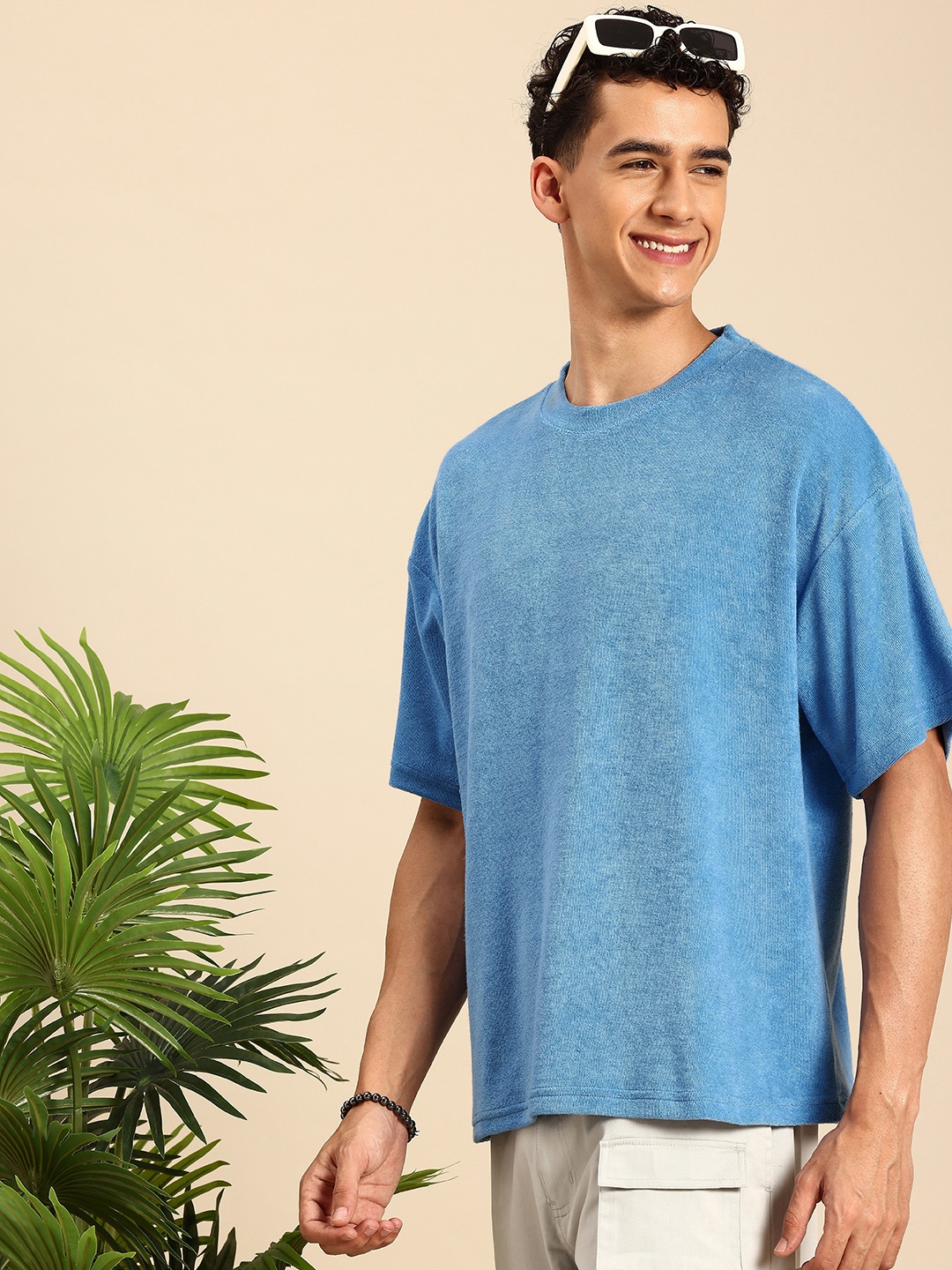 

Mast & Harbour Men Self Design Towel Terry Oversized T Shirt, Blue