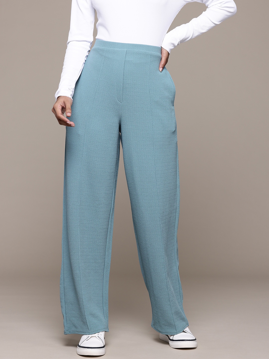 

Roadster Smart High-Rise Wrinkle Free Trousers, Blue