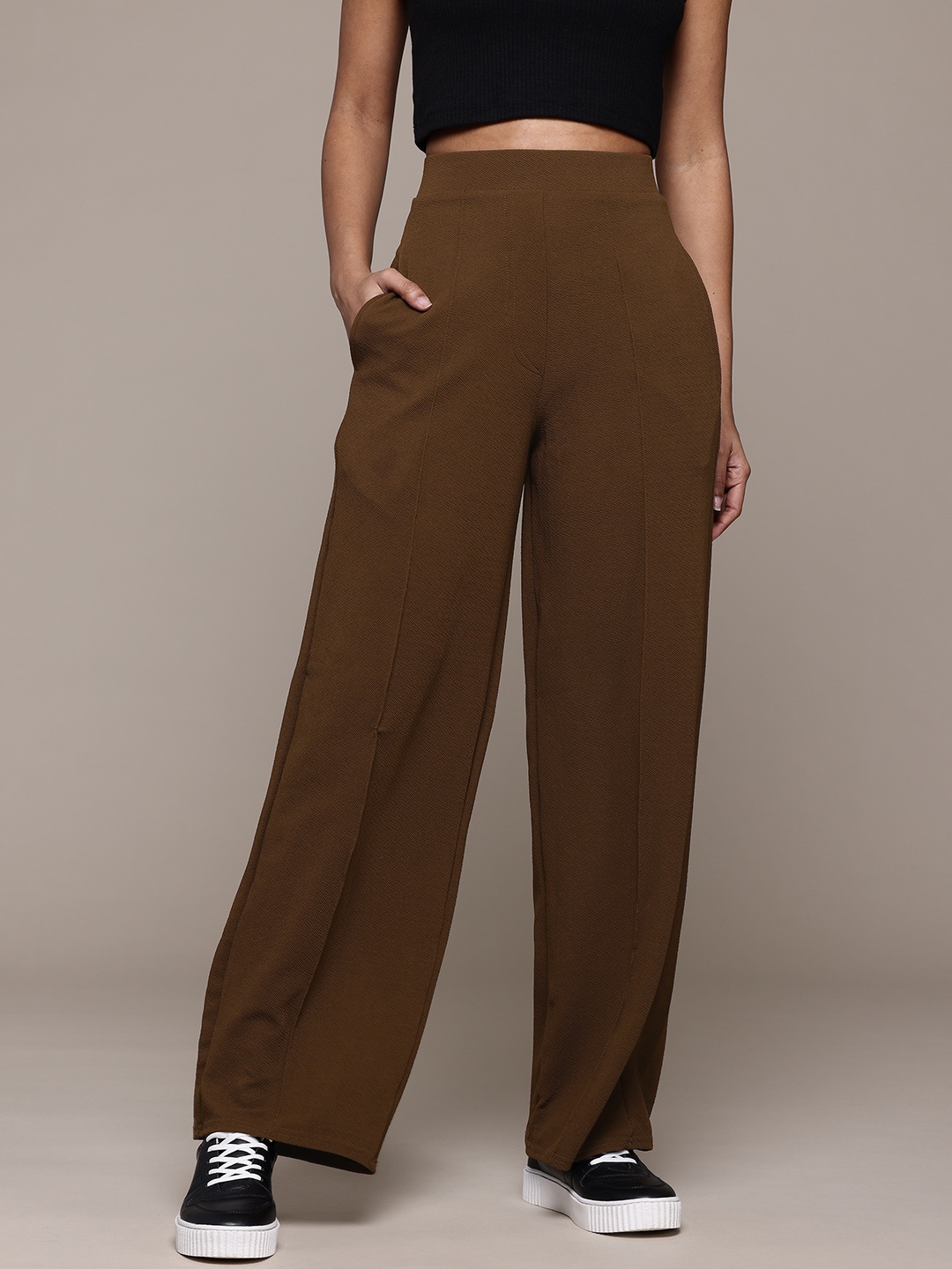 

Roadster Smart High-Rise Wrinkle Free Trousers, Coffee brown