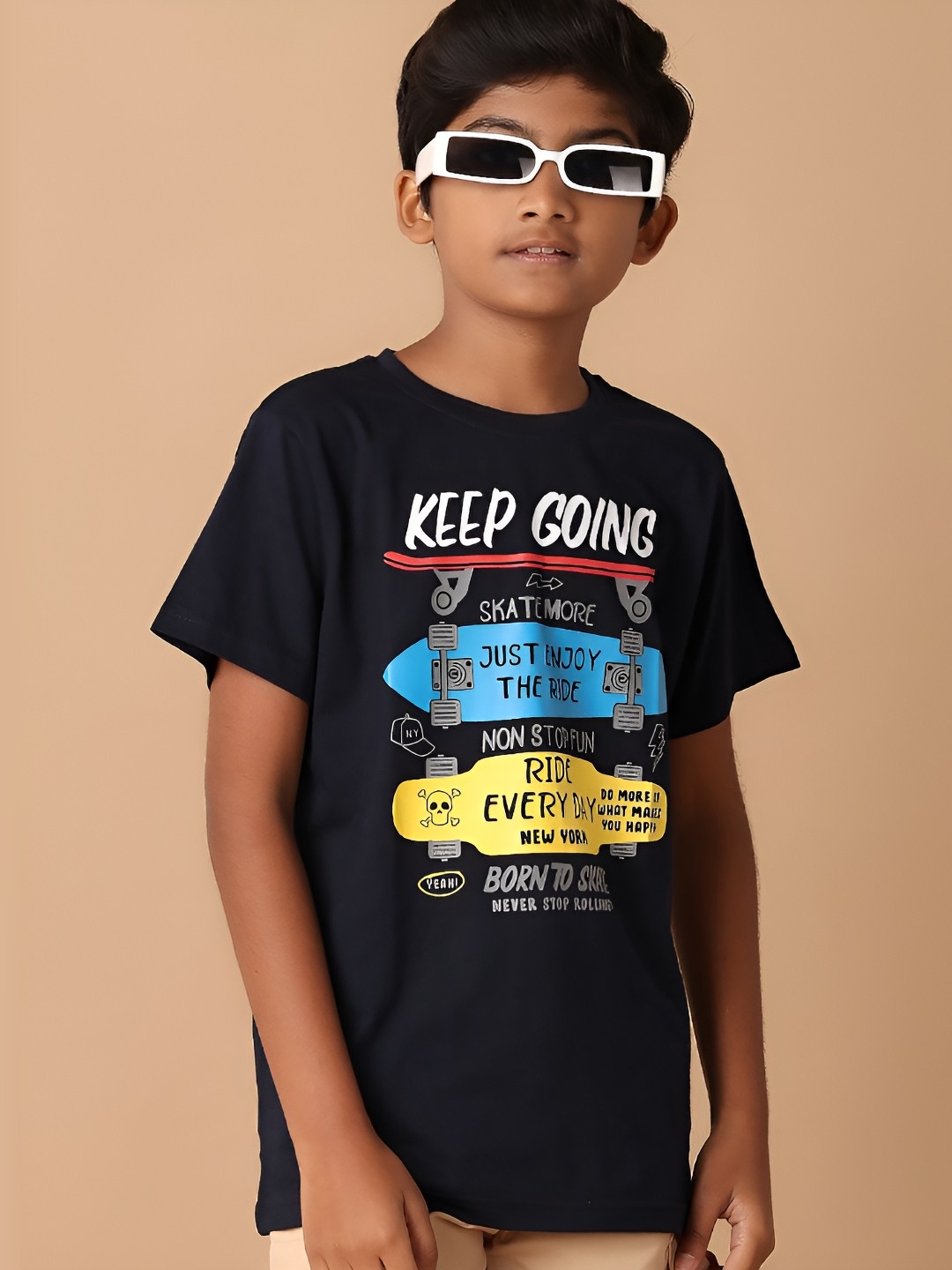 

V-Mart Boys Typography Printed Regular Fit T-shirt, Navy blue