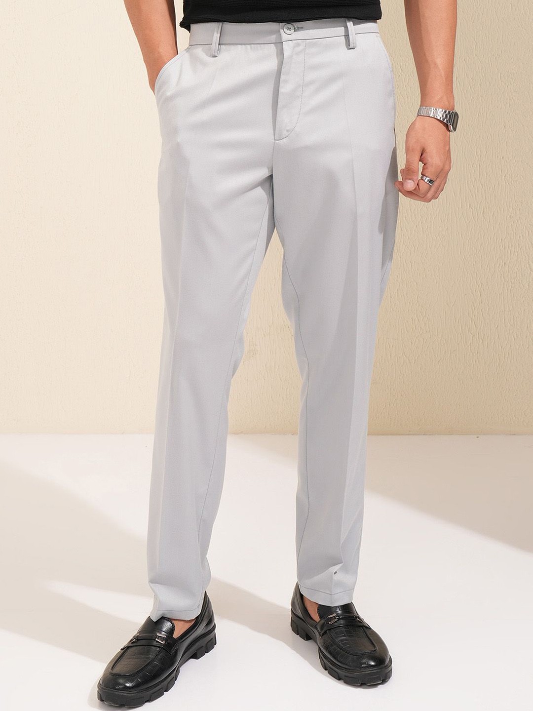 

HIGHLANDER Men Slim Fit Trousers, Grey