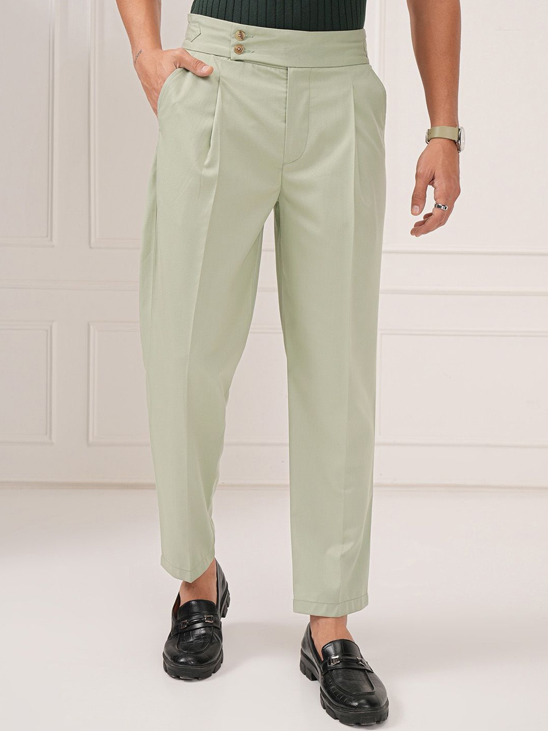 

HIGHLANDER Men Mid Rise Loose Fit Pleated Formal Trousers, Green