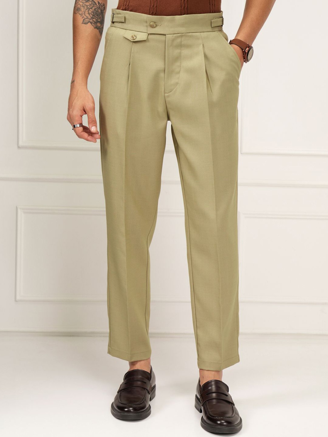 

HIGHLANDER Men Slim Fit Pleated Formal Trousers, Khaki