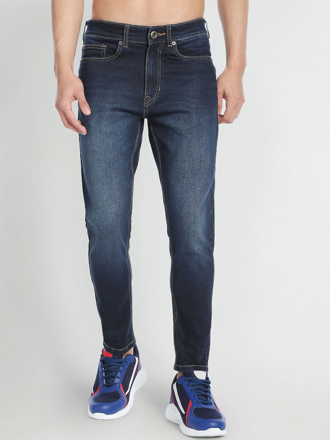 

Flying Machine Men Tapered Fit Heavy Fade Jeans, Blue