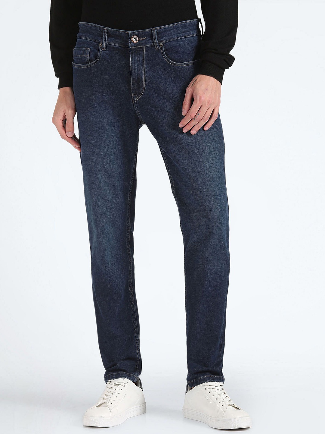 

Flying Machine Men Tapered Fit Low Distress Jeans, Blue