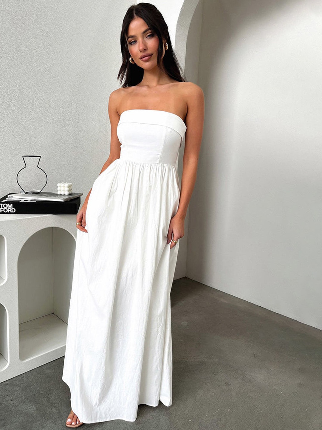 

LULU & SKY Strapless Fit And Flare Maxi Dress, White