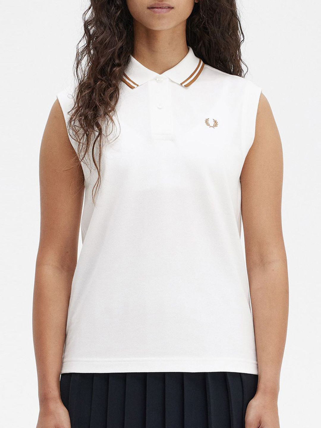 

Fred Perry Women Polo Collar Sleeveless T-shirt, White