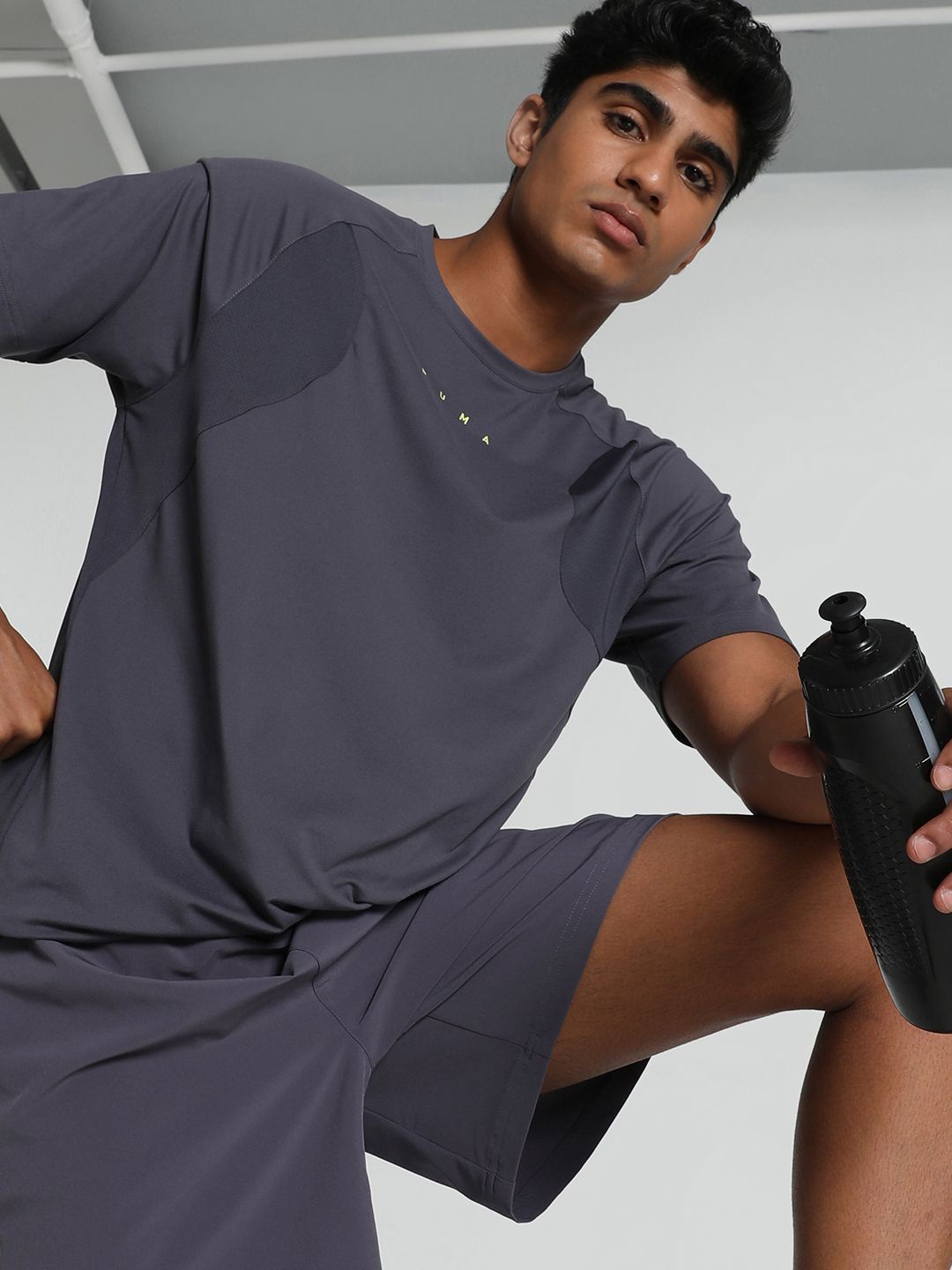 

Puma Men CLOUDSPUN Soft Breathable Training Tee T-Shirt, Grey