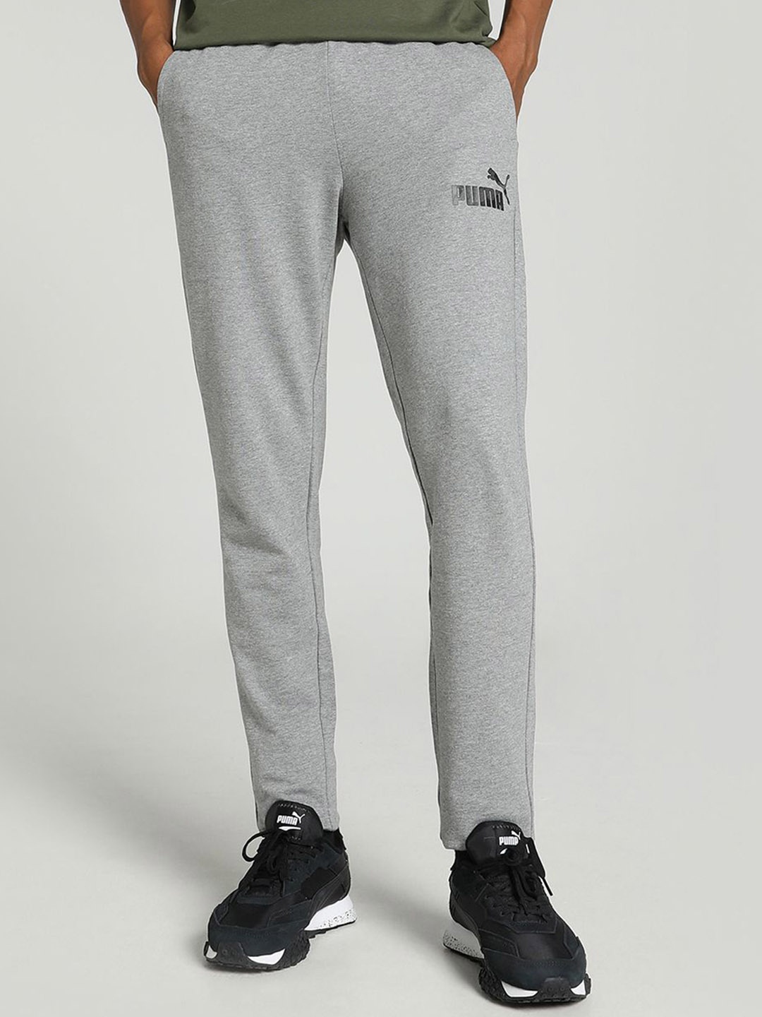 

Puma Men Logo Slim Fit Pants, Grey