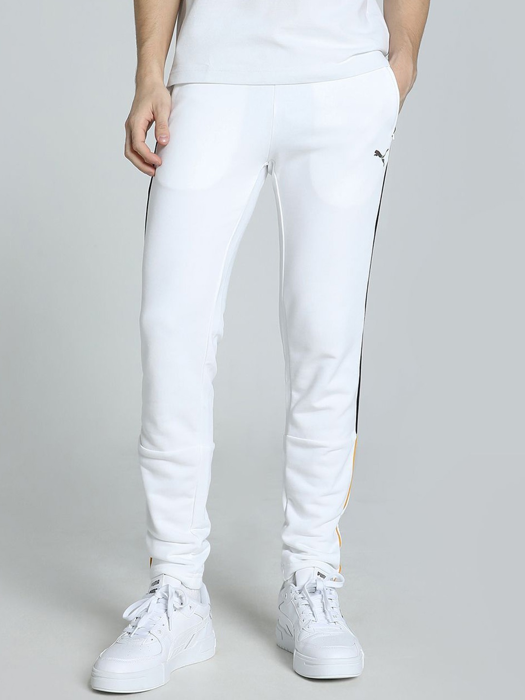 

Puma Classics Men Slim Fit Pants, White