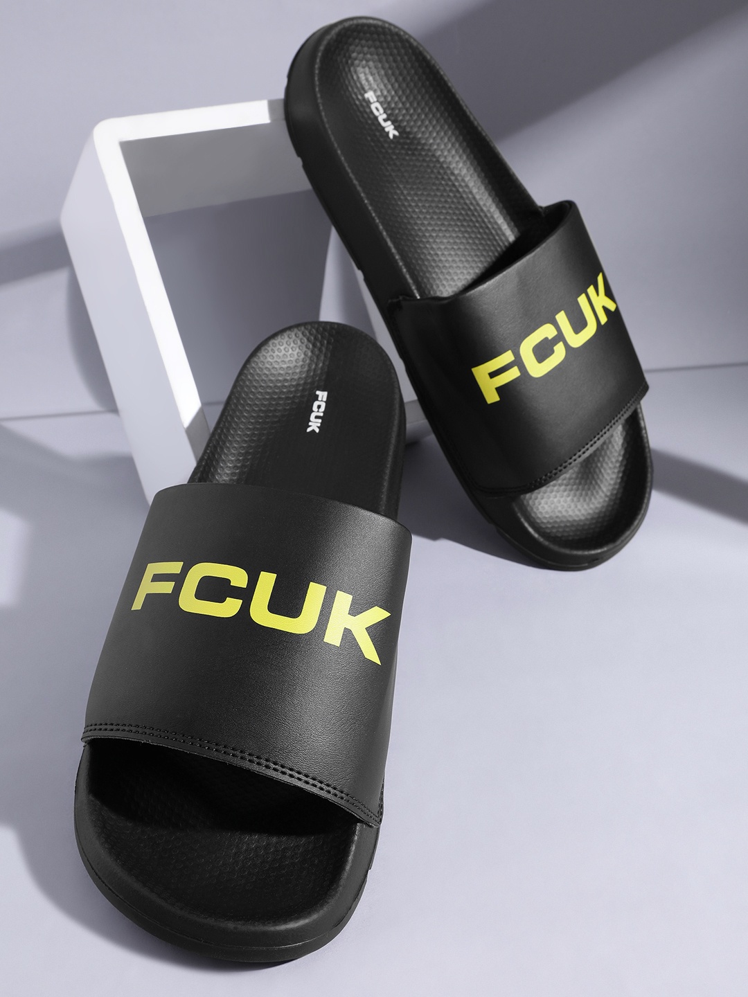 

FCUK Men Barnd Logo Printed Sliders, Black