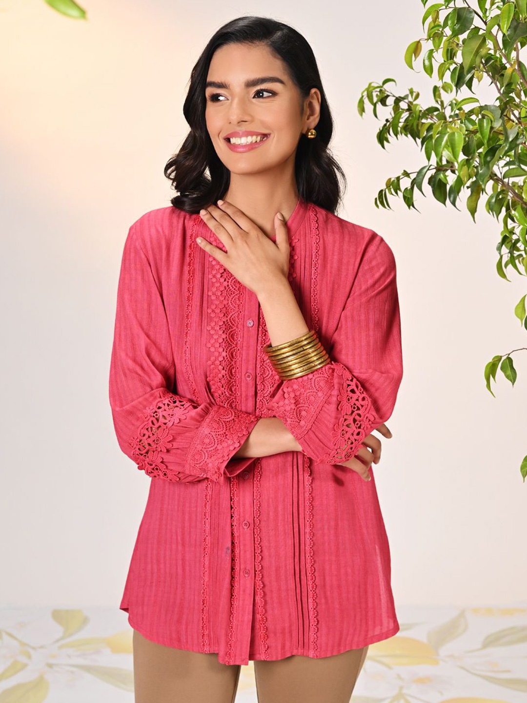 Lakshita Women Modern Tailored Fit Self Design Casual Shirt, Pink