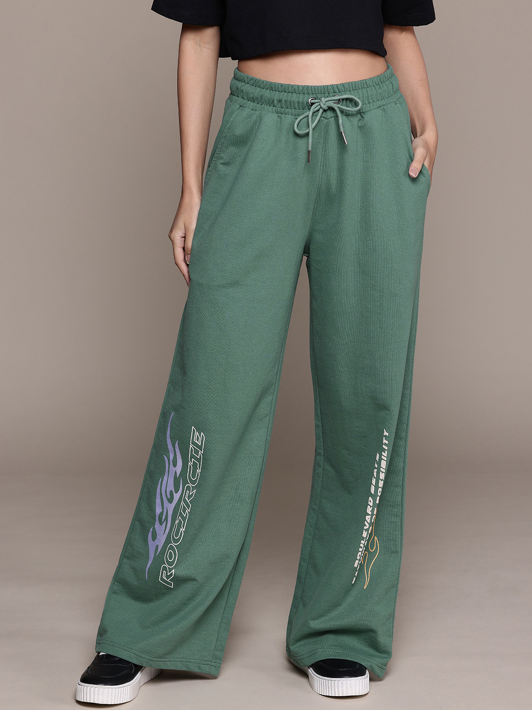 

The Roadster Lifestyle Co. Women Printed Wide Leg Track Pants, Green