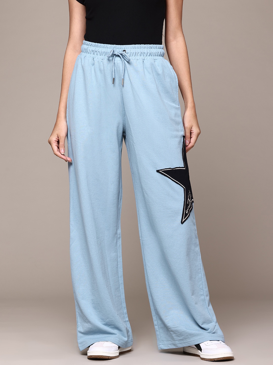 

The Roadster Lifestyle Co. Women Applique Detail Track Pants, Blue