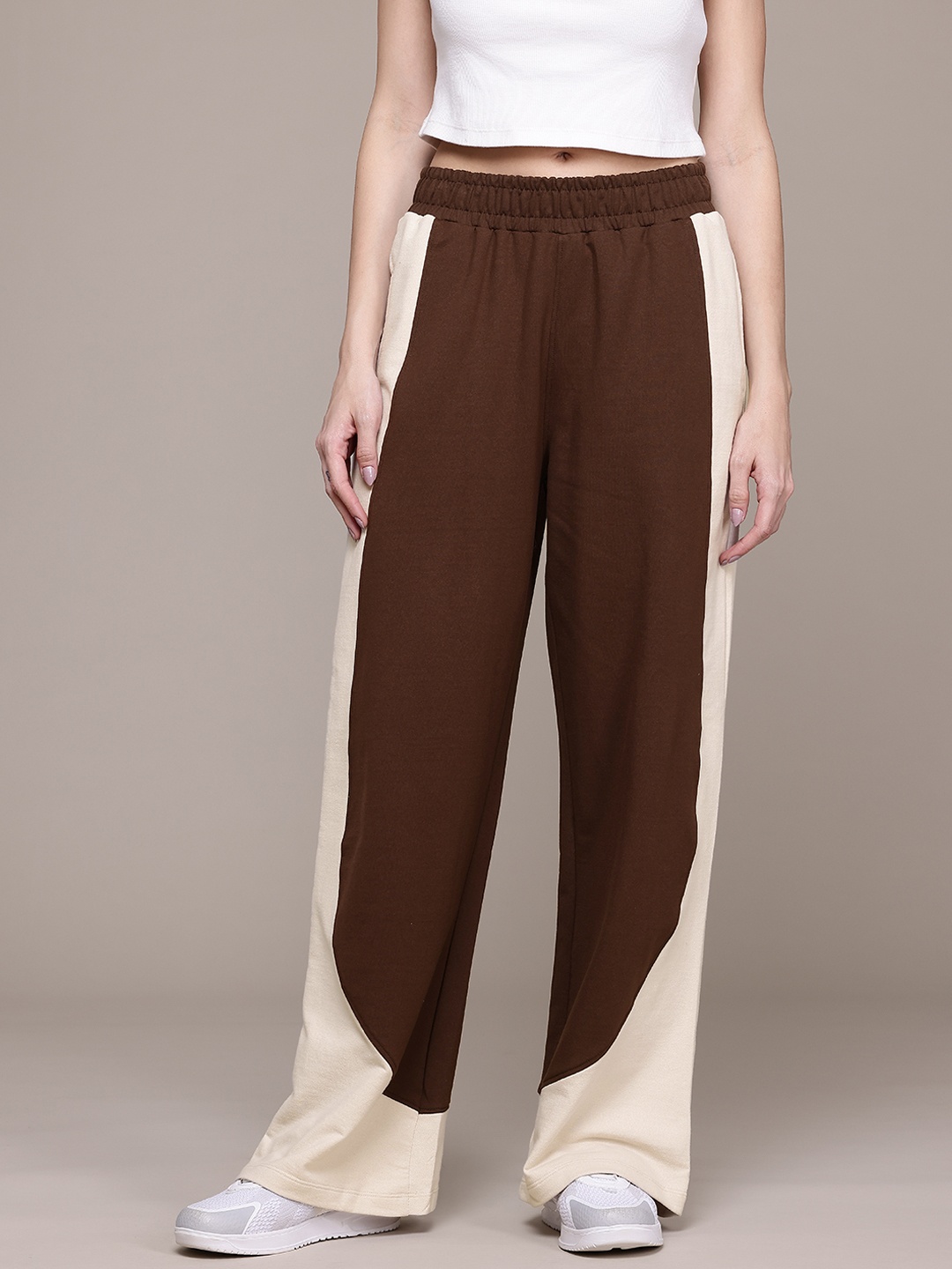 

The Roadster Lifestyle Co. Women Colour-blocked Wide Leg Track Pants, Brown