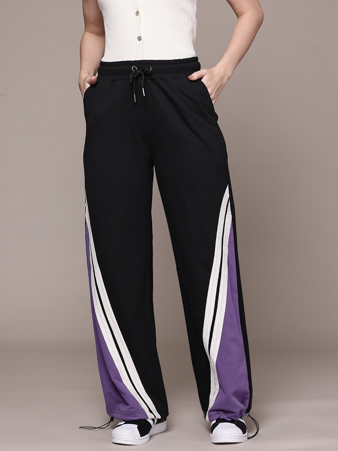 

The Roadster Lifestyle Co. Striped Detail Track Pants, Black