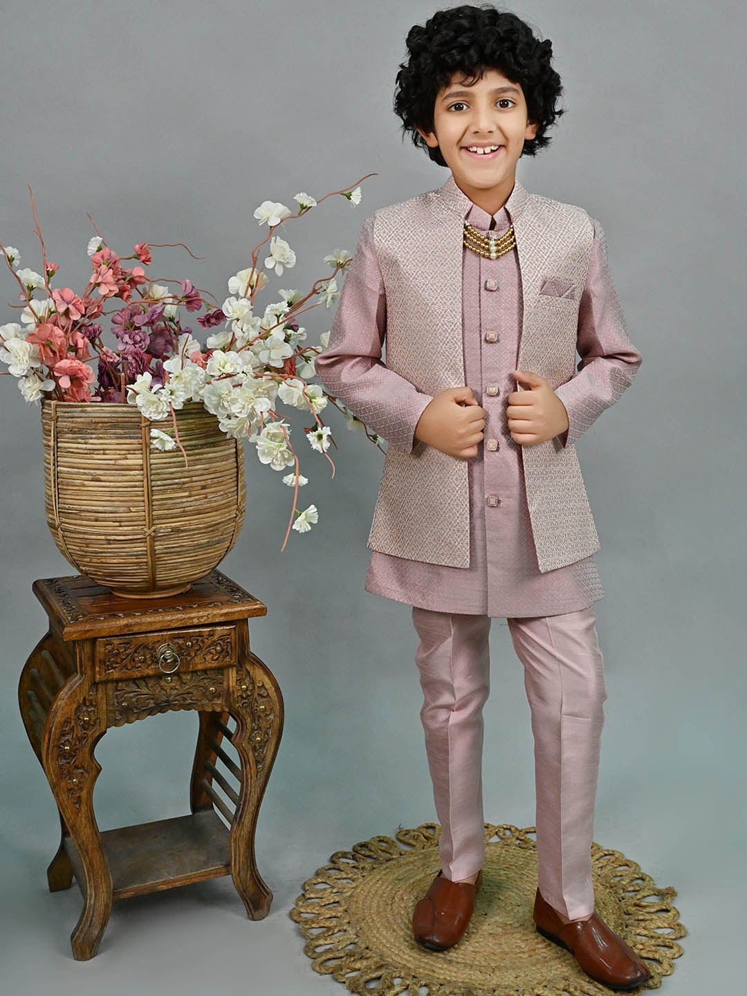 

ahhaaaa Embroidered Kids-Boys Sherwani, Pink