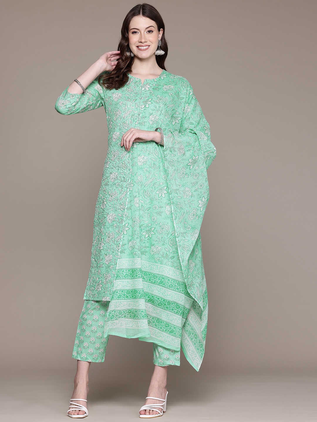 

Readiprint Fashions Floral Printed Pure Cotton Kurta with Trousers & Dupatta, Green