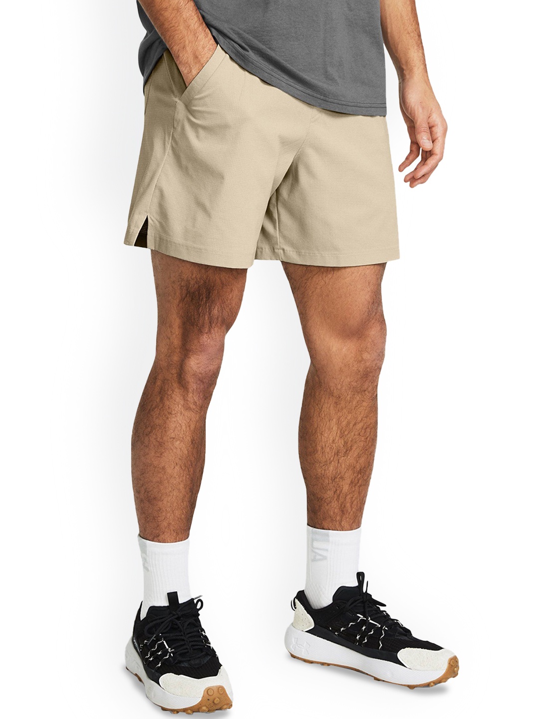 

UNDER ARMOUR UA Training Loose Fit Shorts, Beige