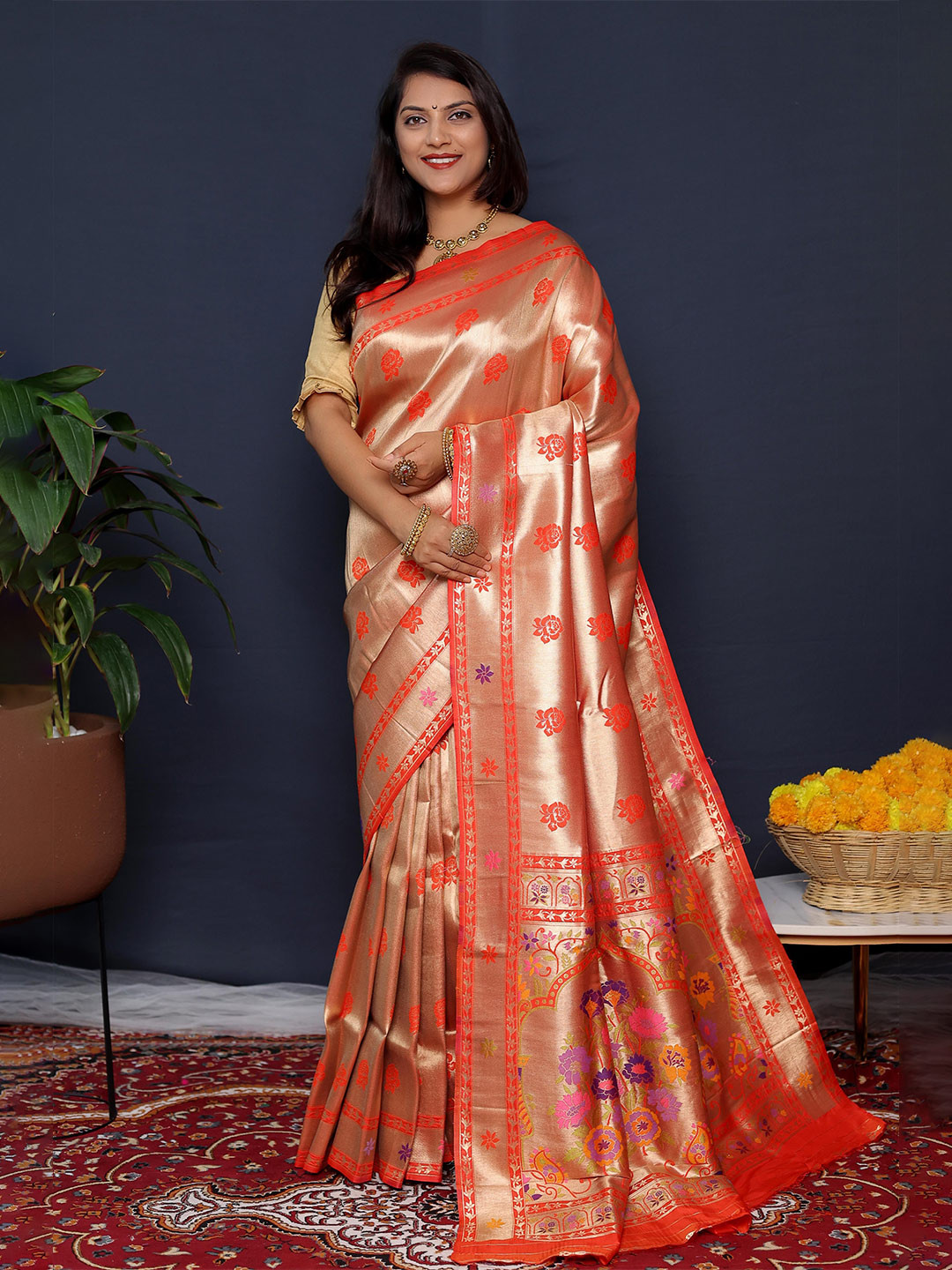 

KIMISHA Ethnic Motif Zari Woven Paithani Saree, Gold