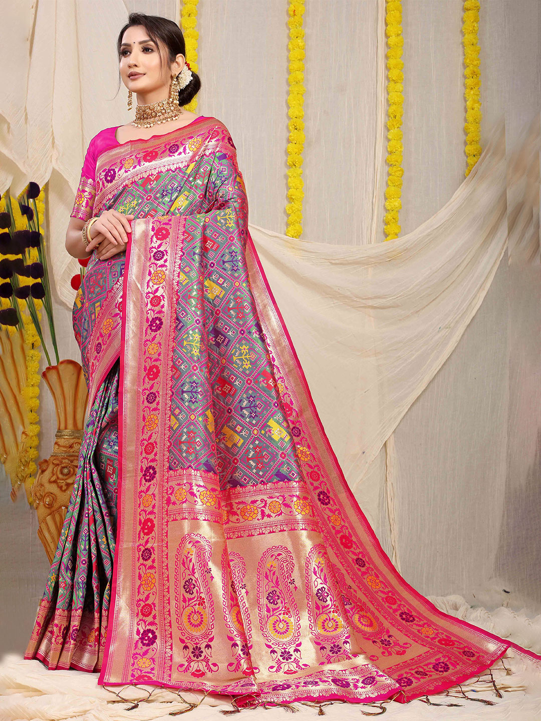 

KIMISHA Ethnic Motifs Woven Design Zari Patola Saree, Grey