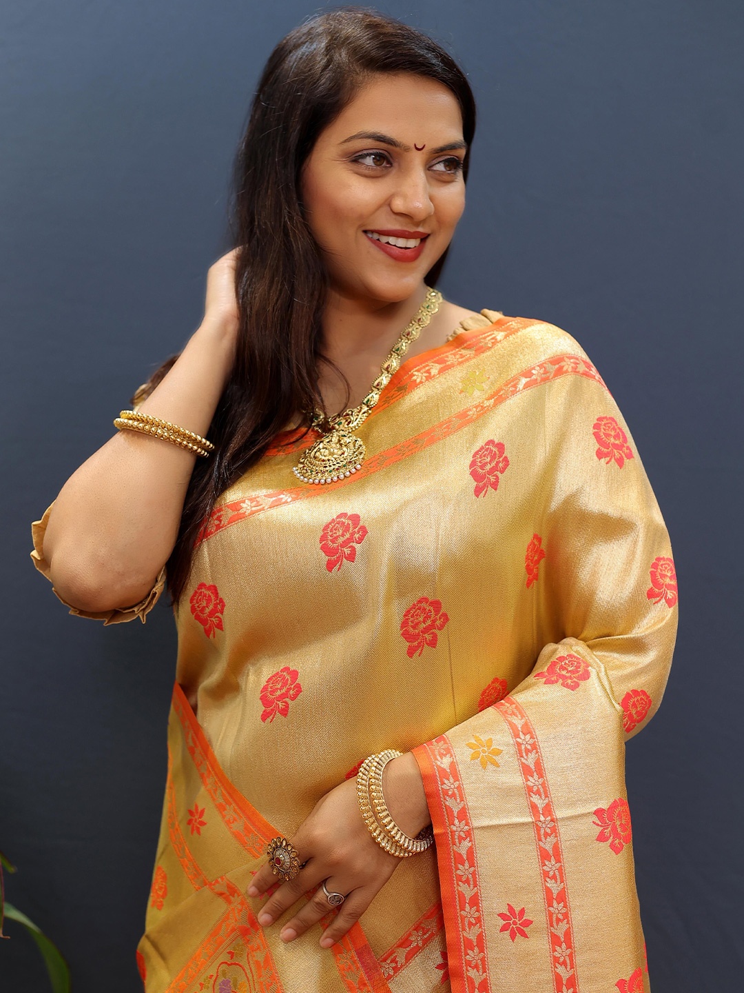 

KIMISHA Woven Design Zari Paithani Saree, Gold