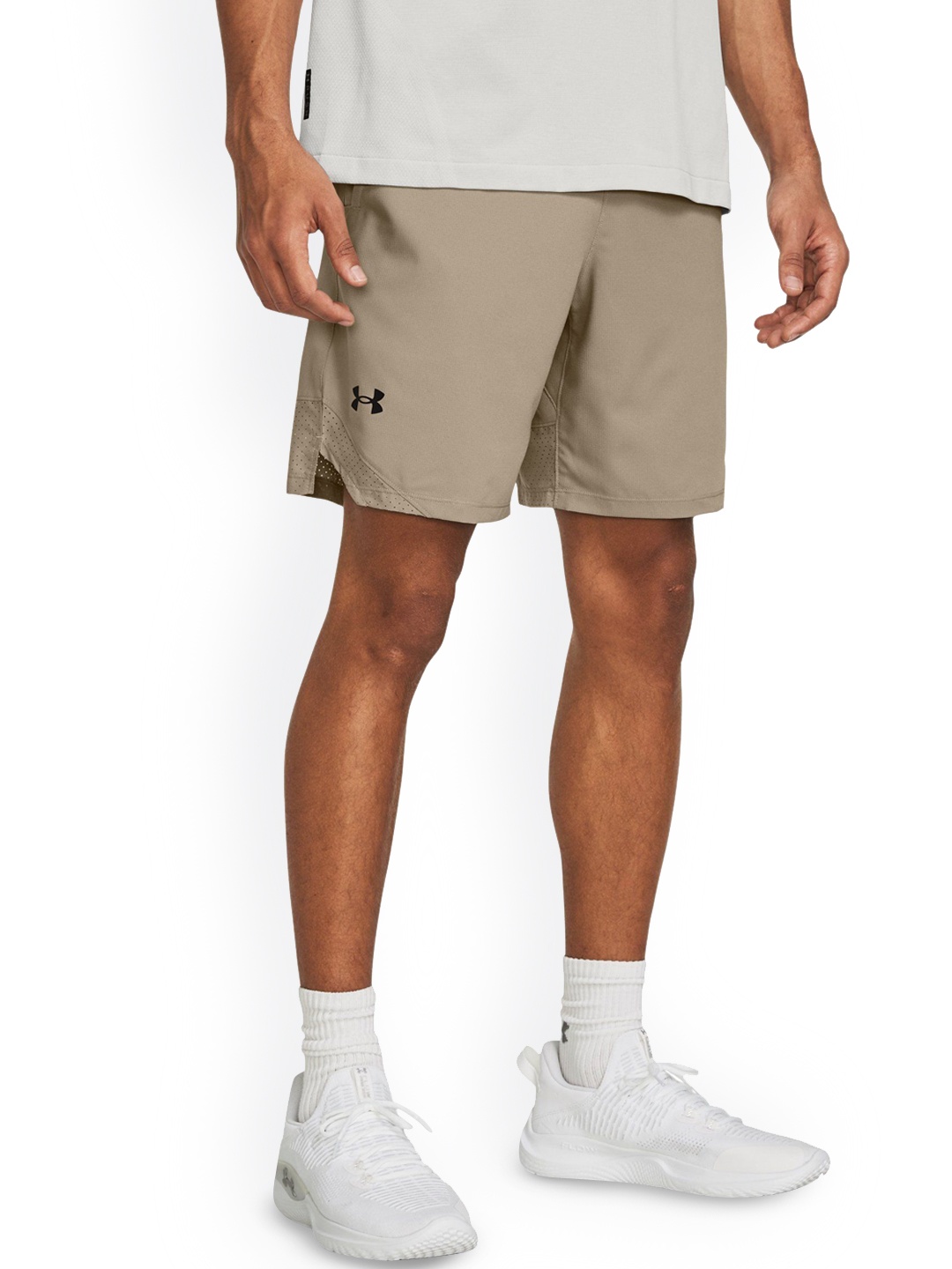 

UNDER ARMOUR UA Training Slim Fit Shorts, Brown