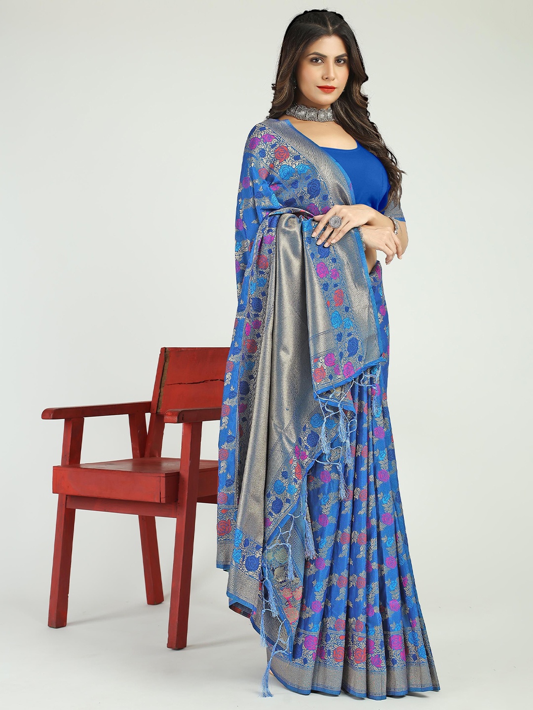 

KIMISHA Floral Zari Banarasi Saree, Blue