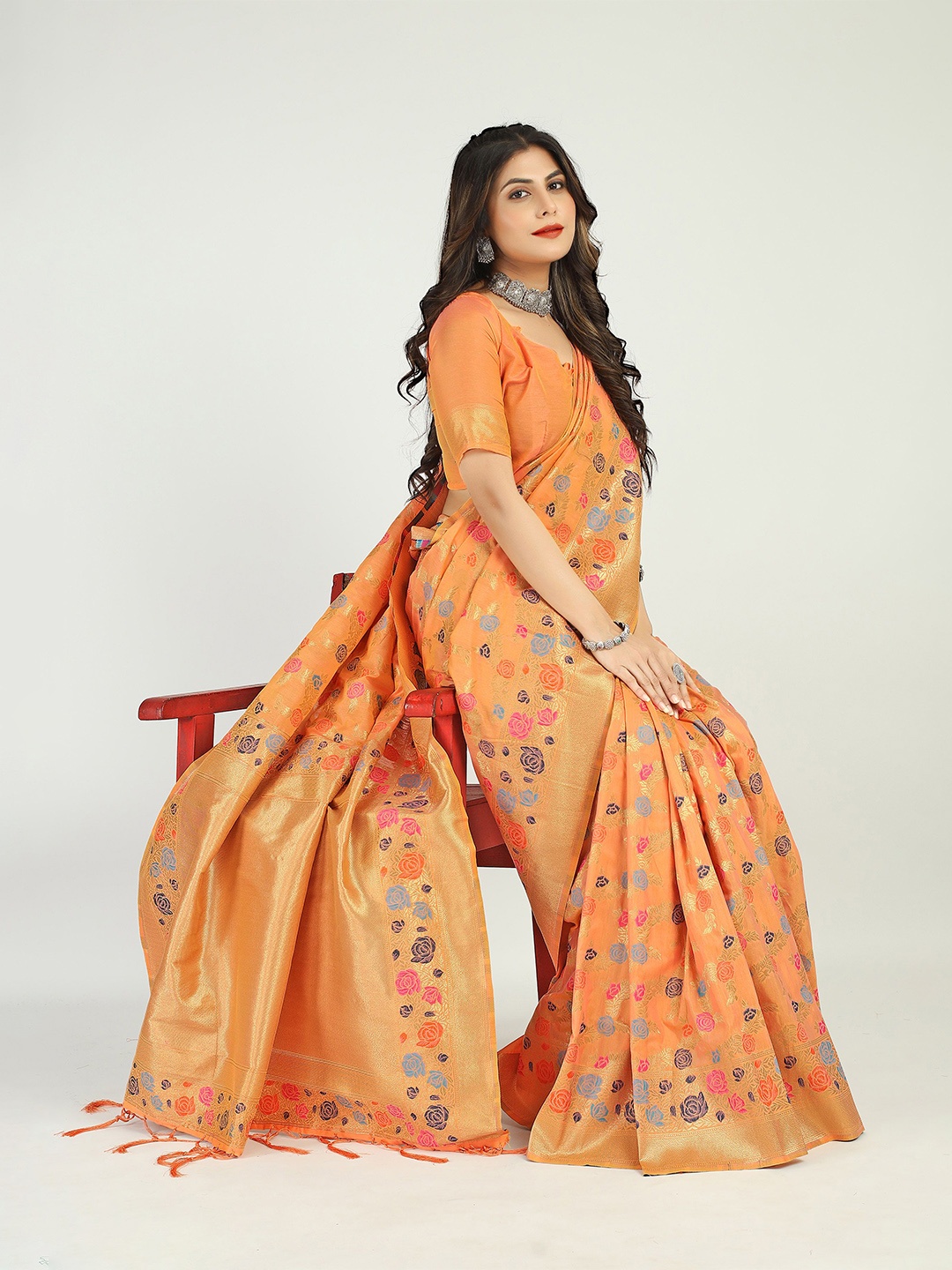 

KIMISHA Ethnic Motif Zari Woven Banarasi Saree, Peach