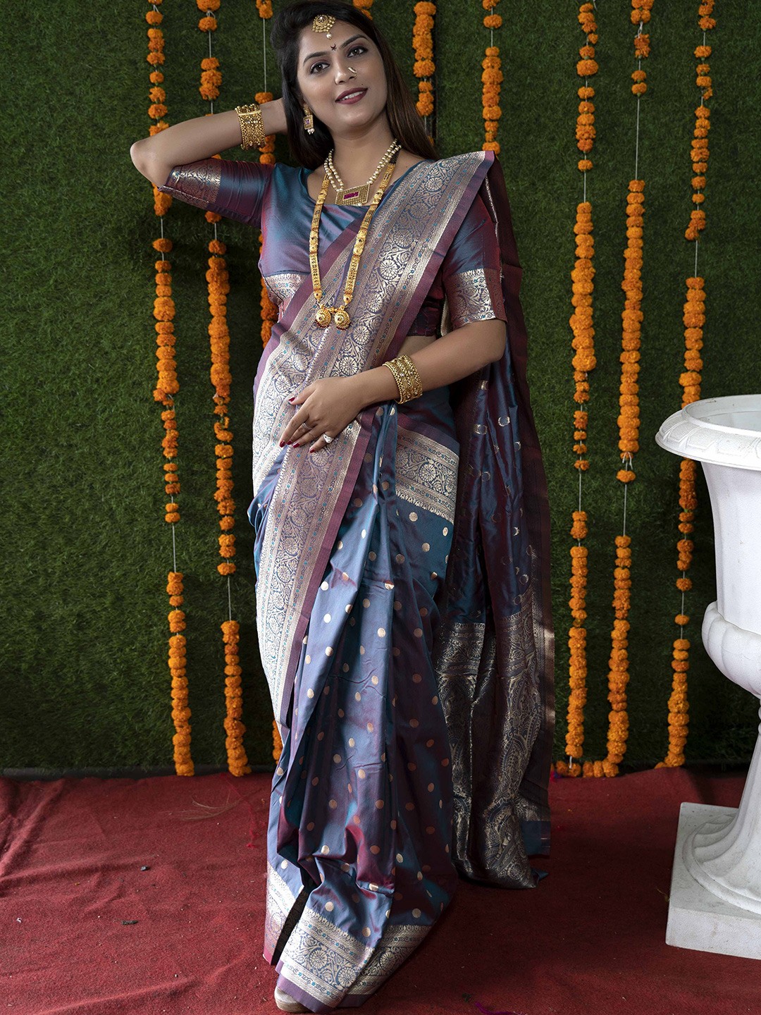 

KIMISHA Woven Design Zari Banarasi Saree, Blue