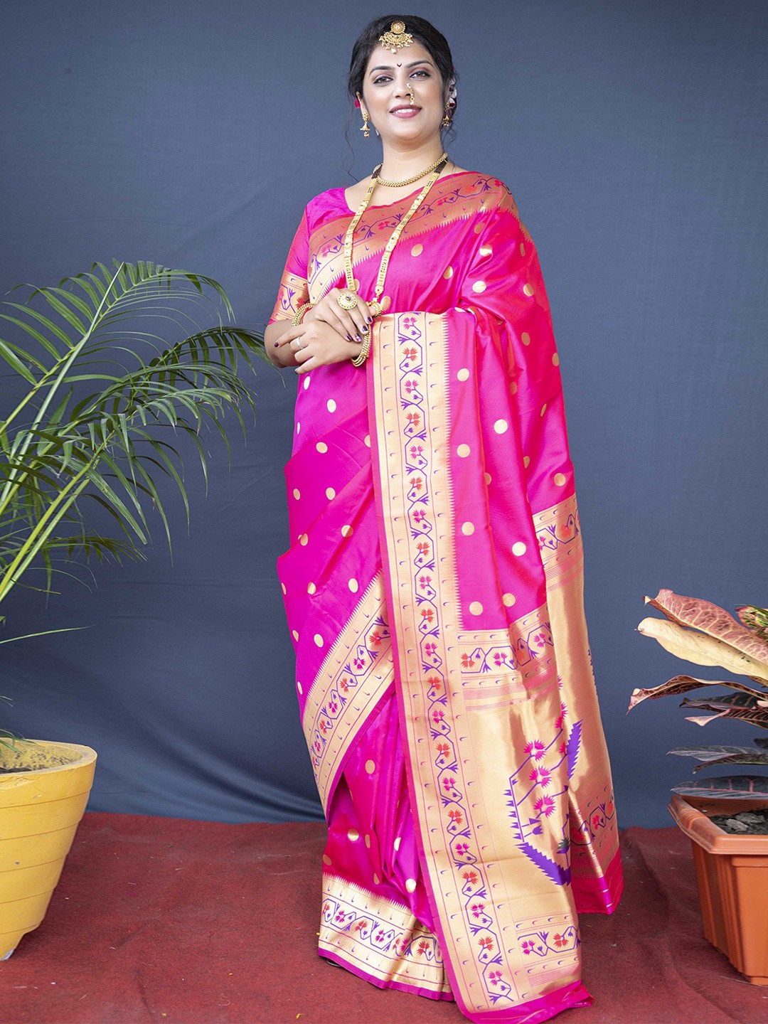 

KIMISHA Ethnic Motif Zari Woven Paithani Saree, Pink