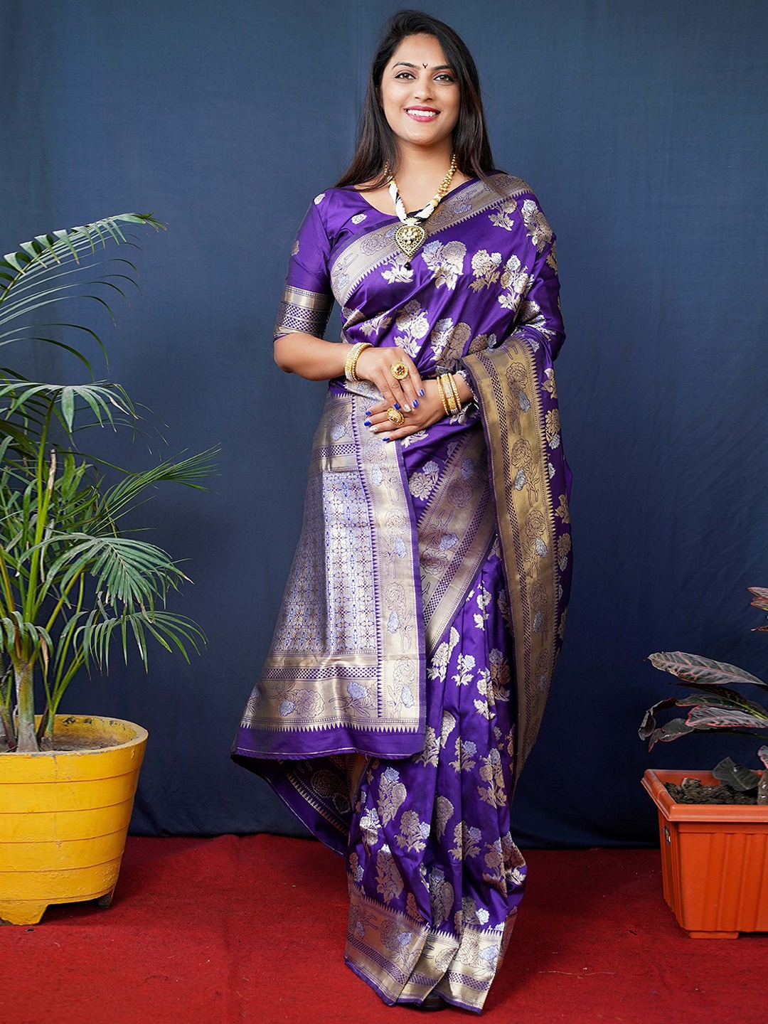 

KIMISHA Banarasi Silk Blend Woven Design Zari Tradtional Saree, Purple