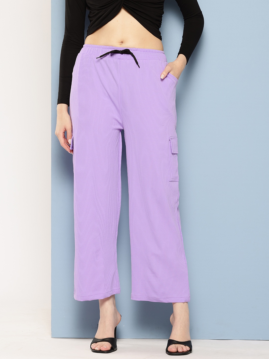 

Aarika Relaxed Straight Leg Straight Fit High-Rise Cargos, Purple