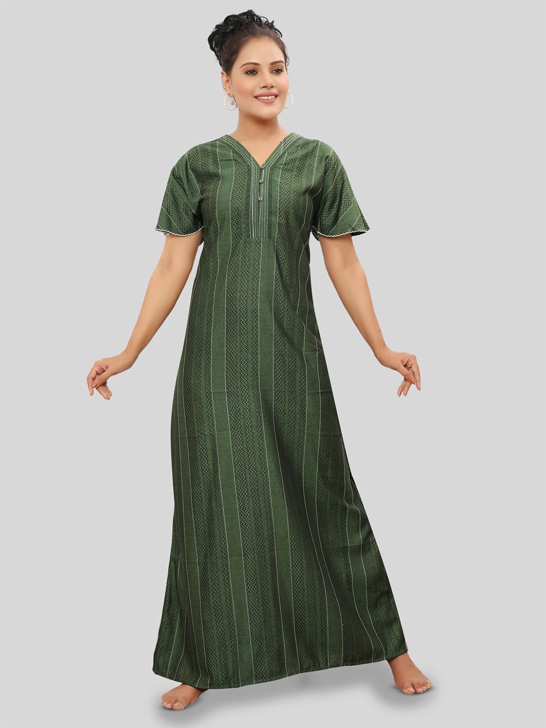 

NIGHT QUEEN Digital Printed Maxi Nightdress, Green