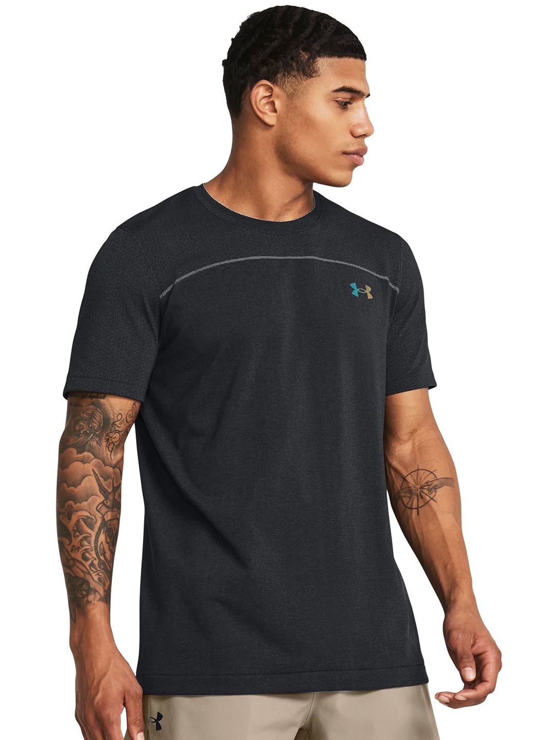 

UNDER ARMOUR Rush Seamless Wordmark Tshirts, Black