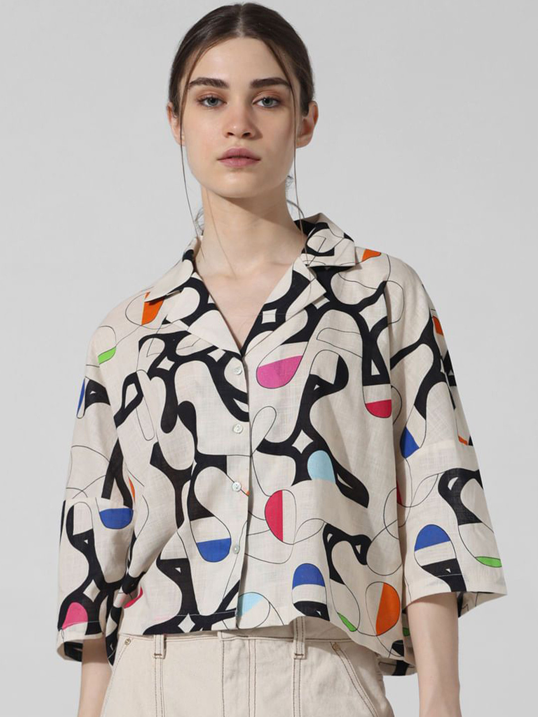 

Aardiva Women Comfort Opaque Abstract Printed Party Shirt, Off white