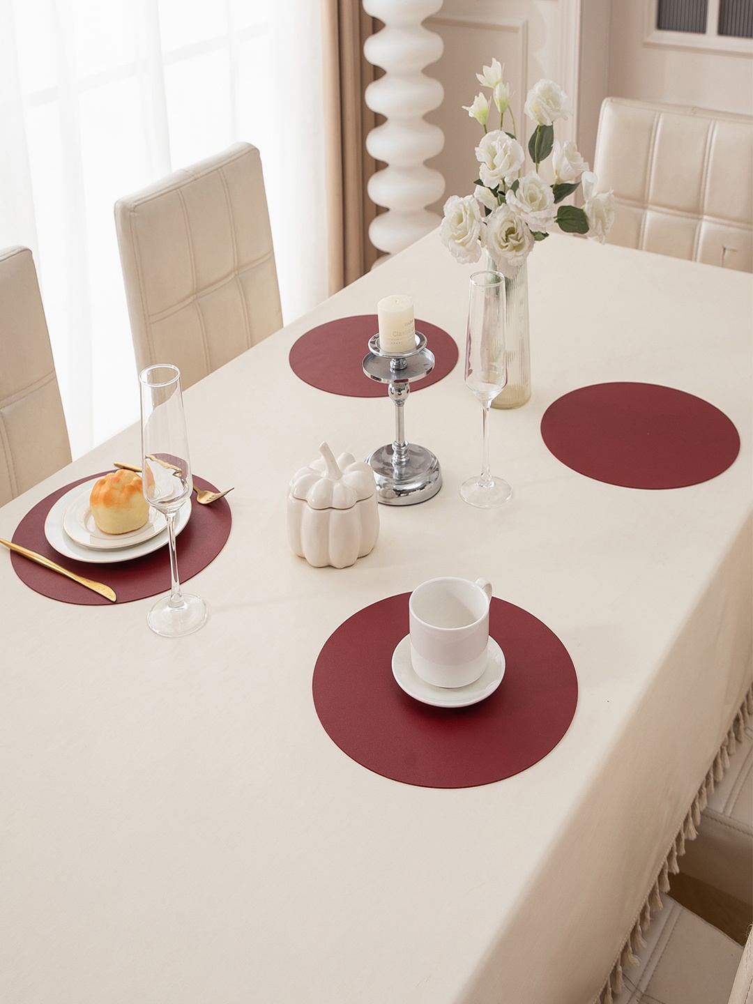 

HOKIPO Red 4 Pieces Heat Resistant Table Placemats