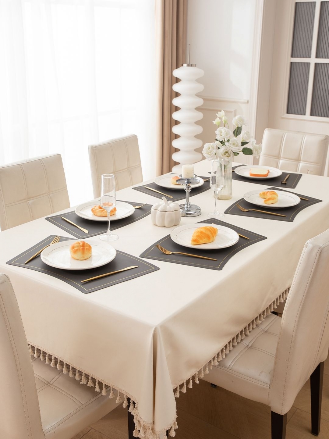 

HOKIPO Grey 6 Pieces Waterproof & Heat Resistant Table Placemats